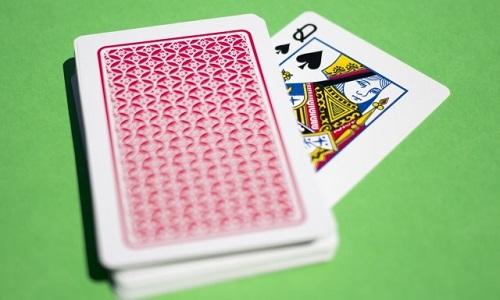ポーカー イカサマ 捨て札の生成方法